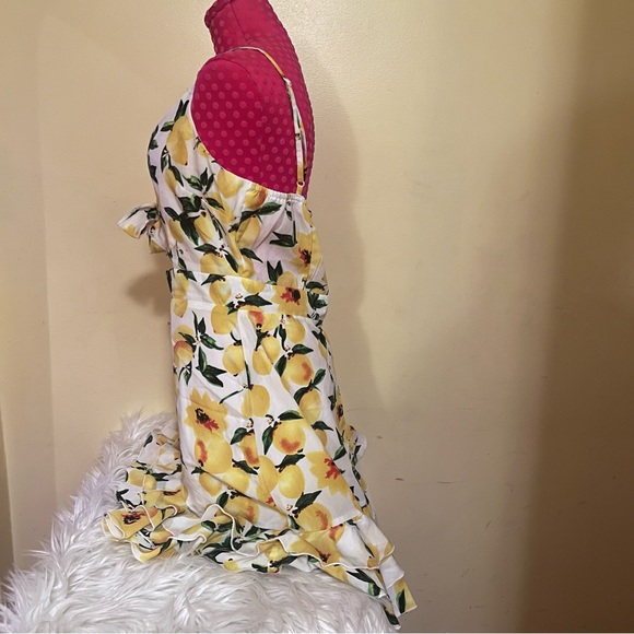 BooHoo Summery Lemon All Over Print Cutout Dress - Picture 5 of 8